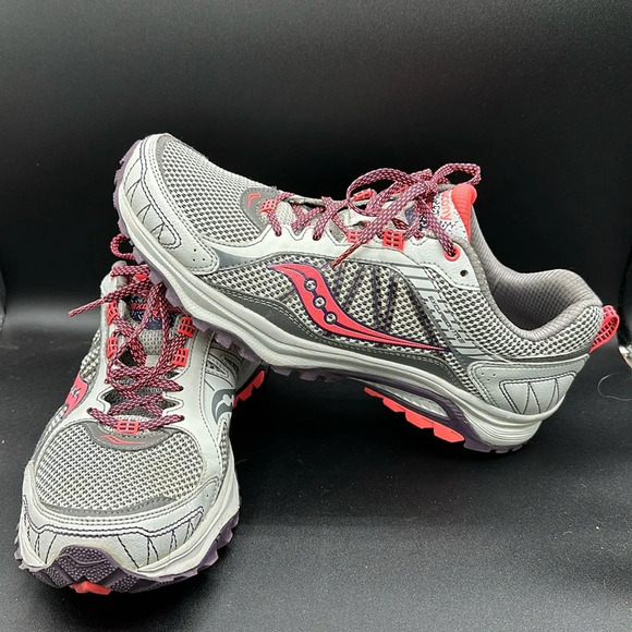 Saucony Excursion TR9 grey / plum / coral trail tennis shoes size 11 - Picture 1 of 8